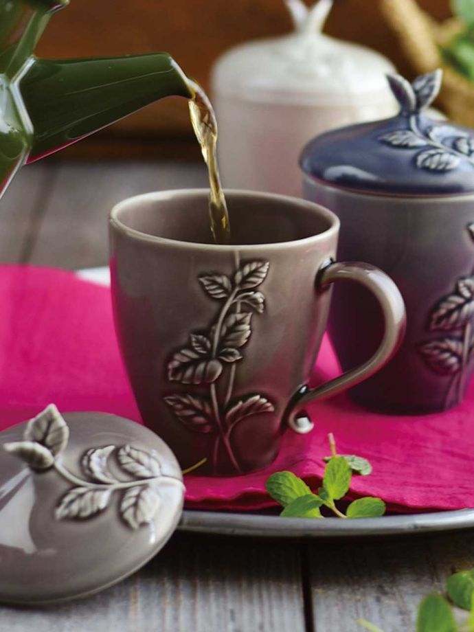 フランスアンティーク調の蓋付きマグ