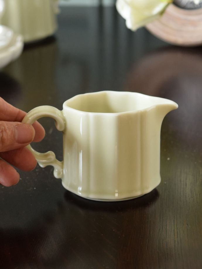 studio m'のミルクピッチャー