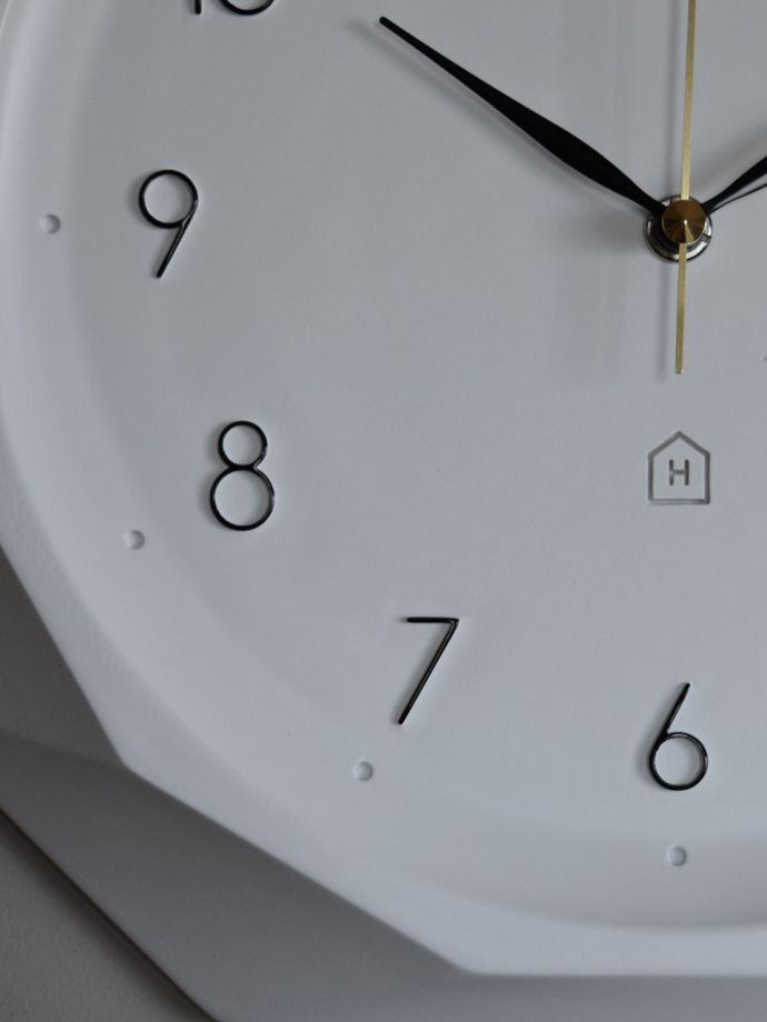 アンティーク調の掛け時計