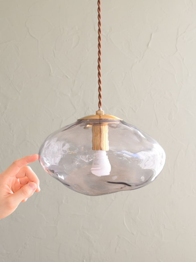 アンシンメトリーのおしゃれなシェード