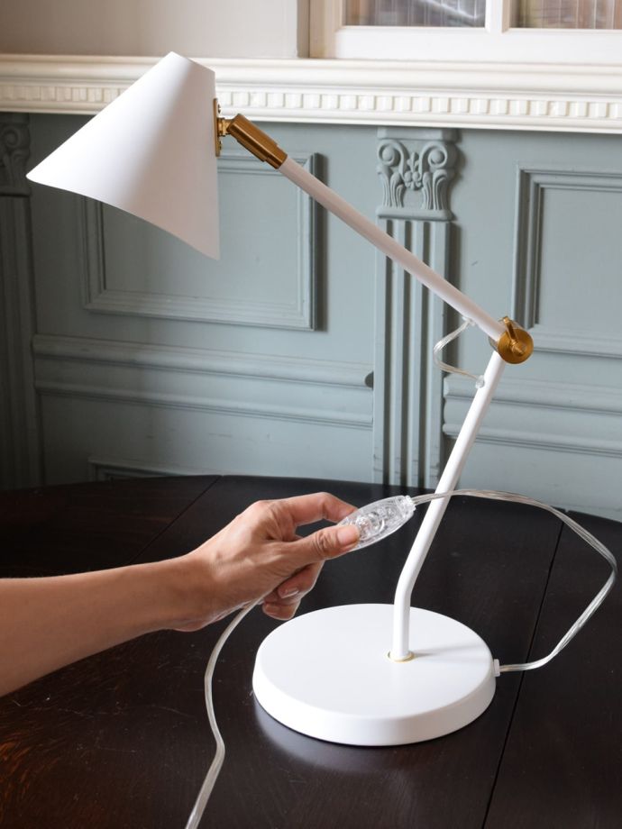 デスクランプのスイッチ