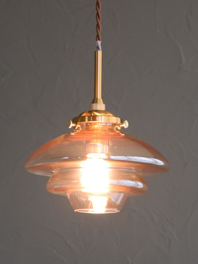 北欧スタイルのおしゃれなガラス照明