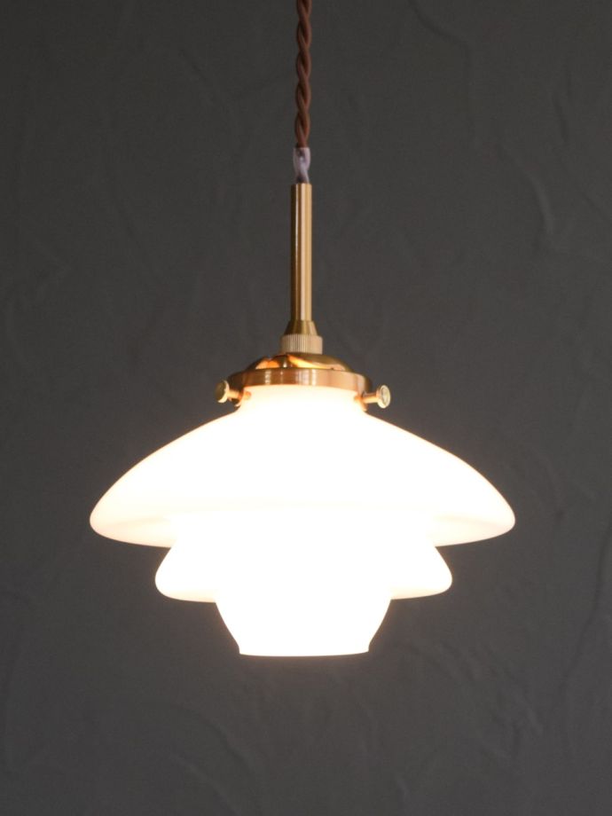 北欧スタイルのおしゃれなガラス照明