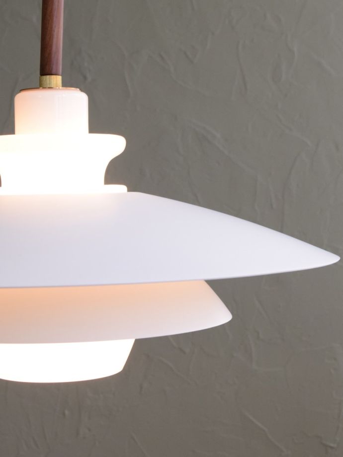 点灯後のペンダントライト