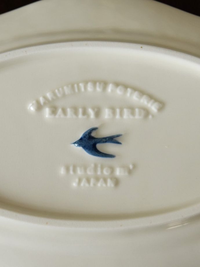 スタジオエムのバックスタンプ