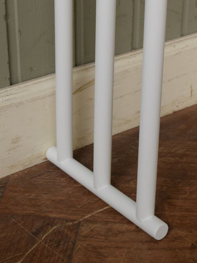 タオルハンガーの足