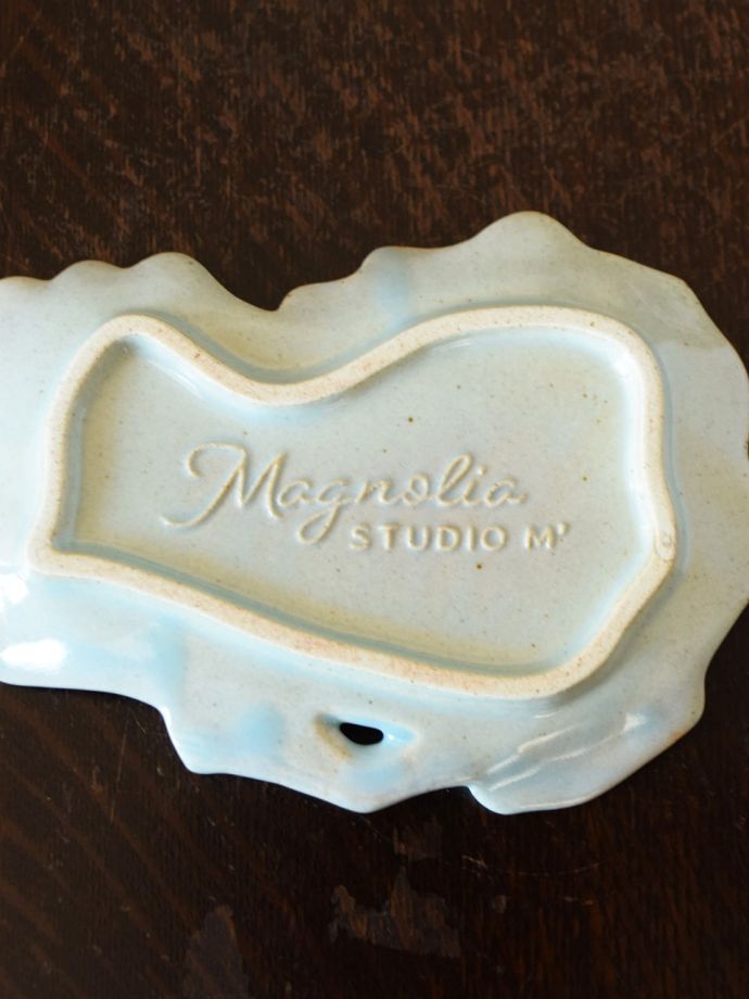 スタジオエムのバックスタンプ