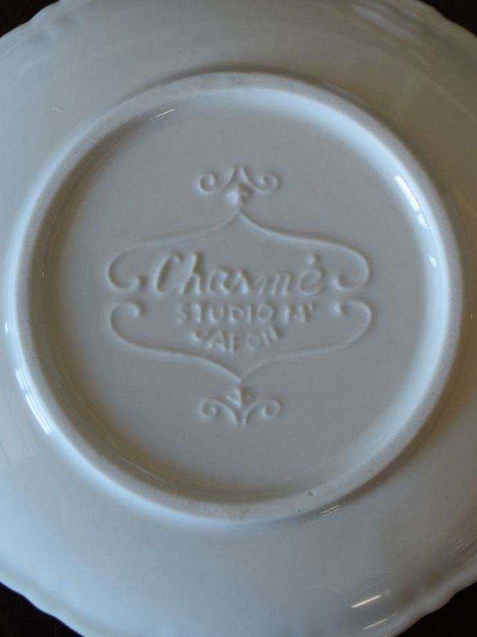 スタジオエムのバックスタンプ