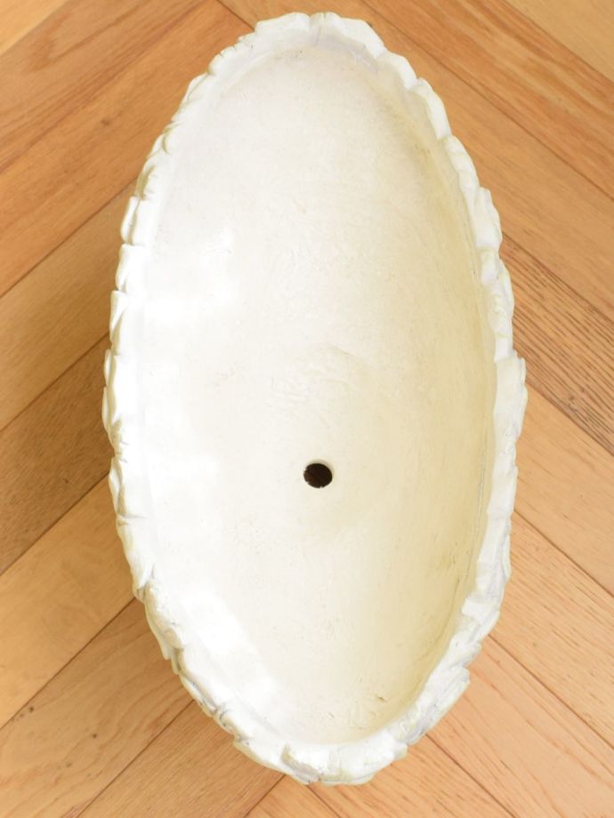 アンティーク調のプランター