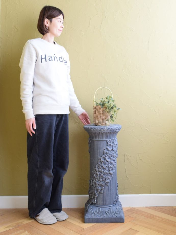 アンティーク調のプランツスタンド