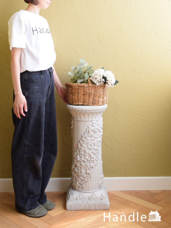 アンティーク調のプランツスタンド