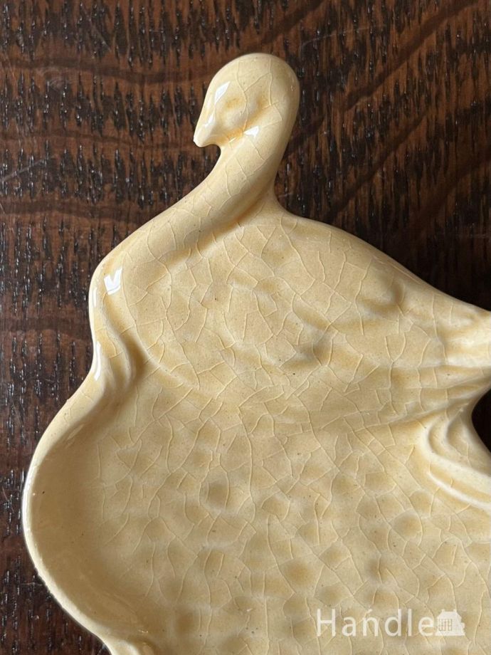 湖を泳ぐ白鳥を模った美しい小皿、スタジオエムのスワンプレート(n22