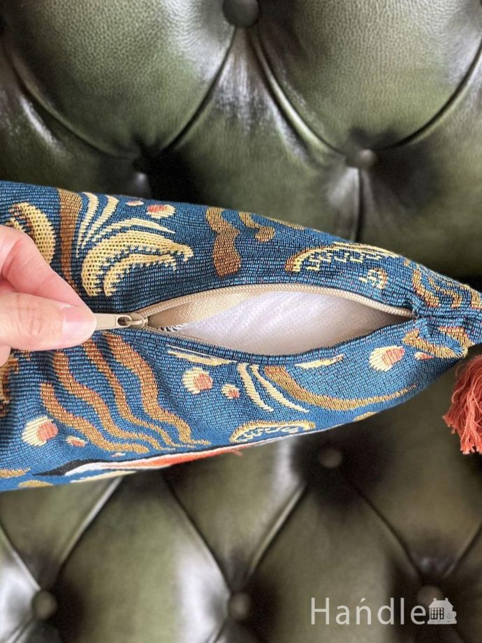 カバーとクッションのセットです