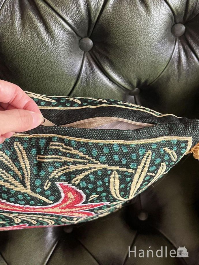 カバーとクッションのセットです