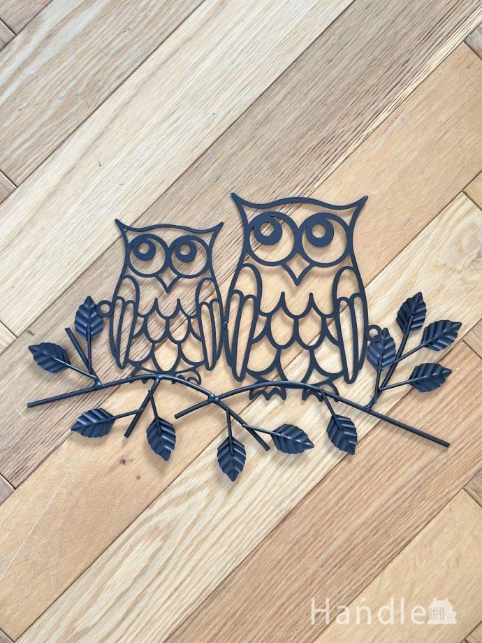 ウォールアクセサリーの後ろ側