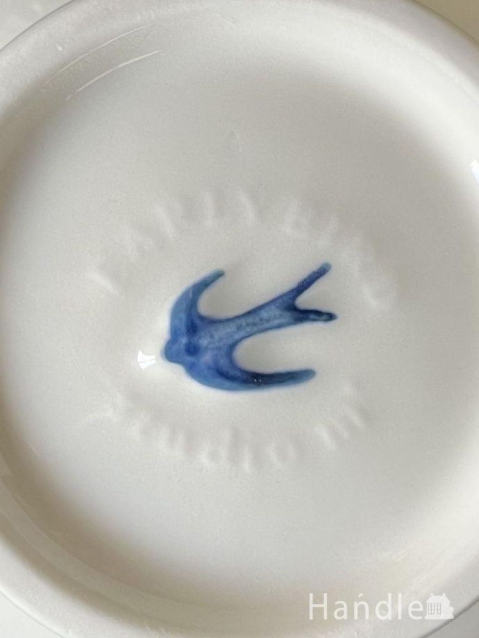 スタジオエムのバックスタンプ