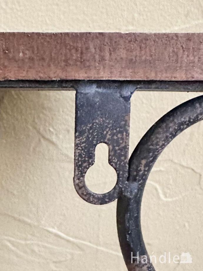 壁に取り付けてお使い下さい