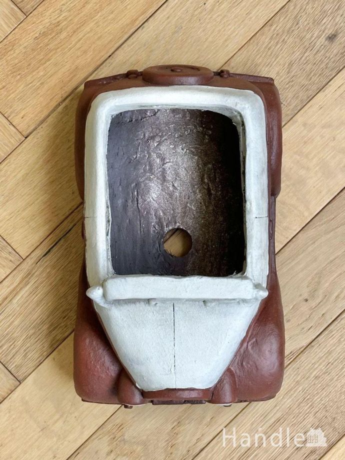 アンティーク調のプランター