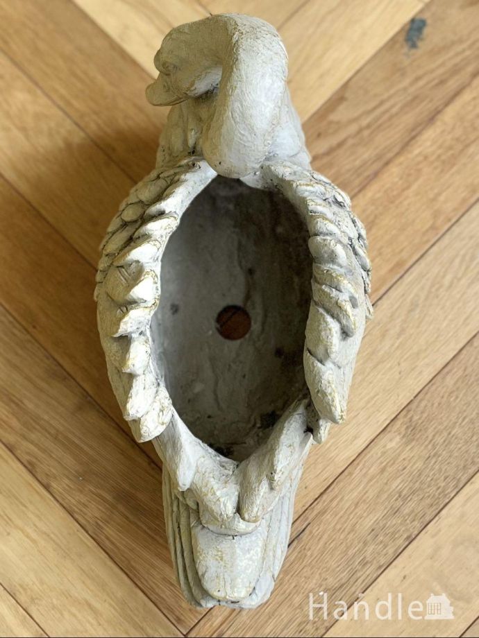 アンティーク調のプランター