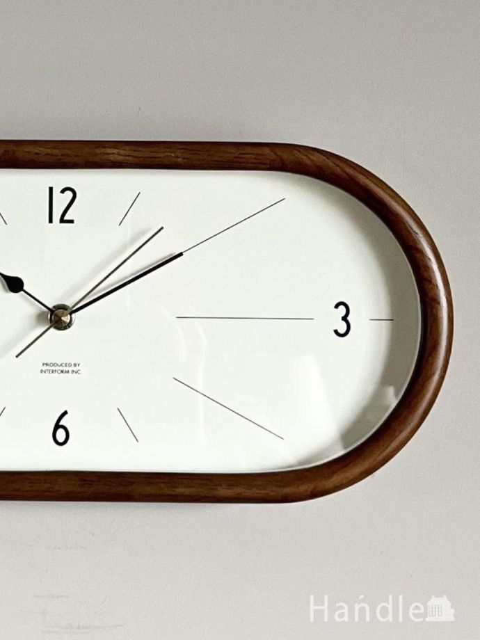 アンティーク調の掛け時計