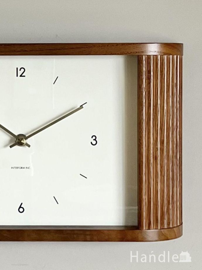 アンティーク調の掛け時計