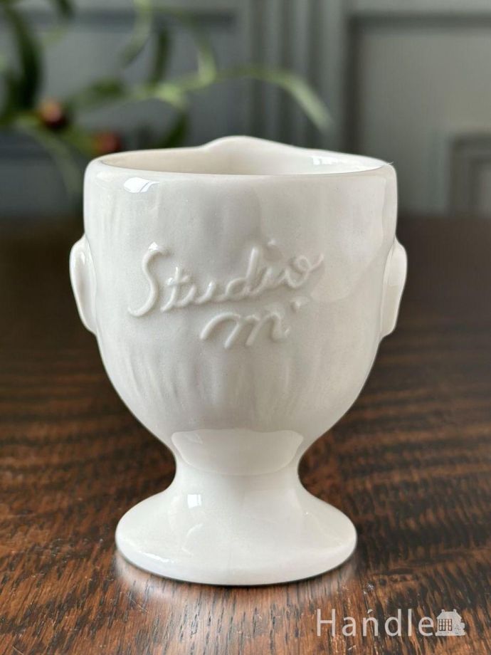 スタジオエムのバックスタンプ