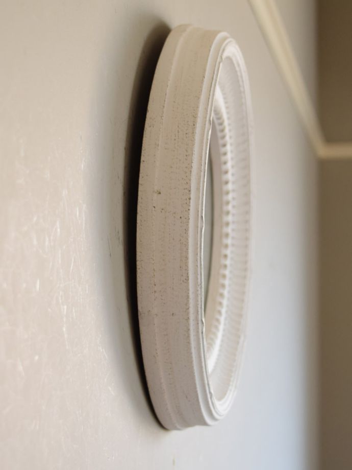 ウォールミラーの側面