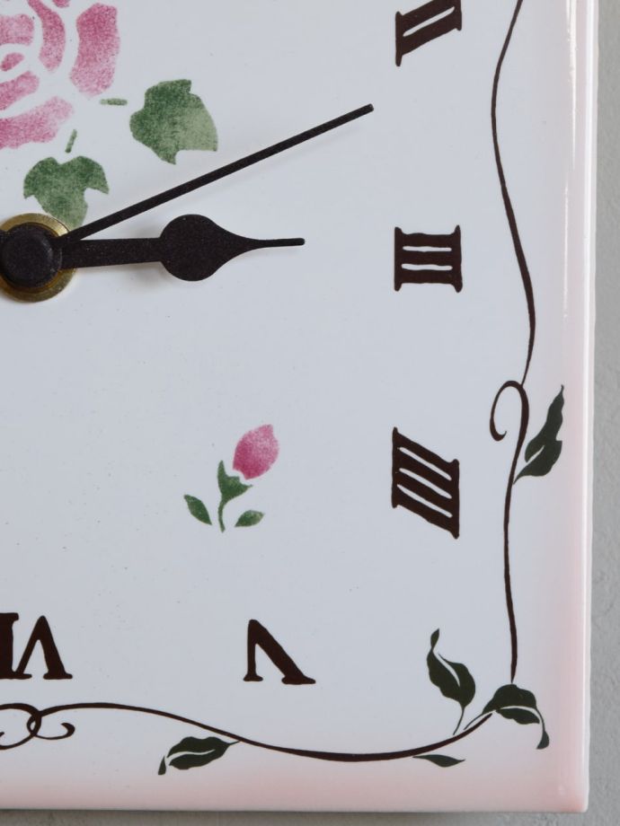 アンティーク調の掛け時計