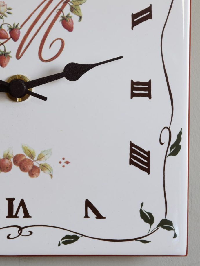 アンティーク調の掛け時計