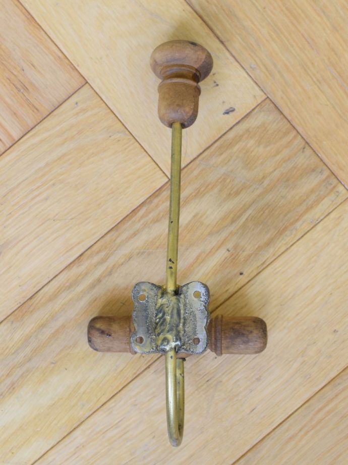 ウォールフックの後ろ側