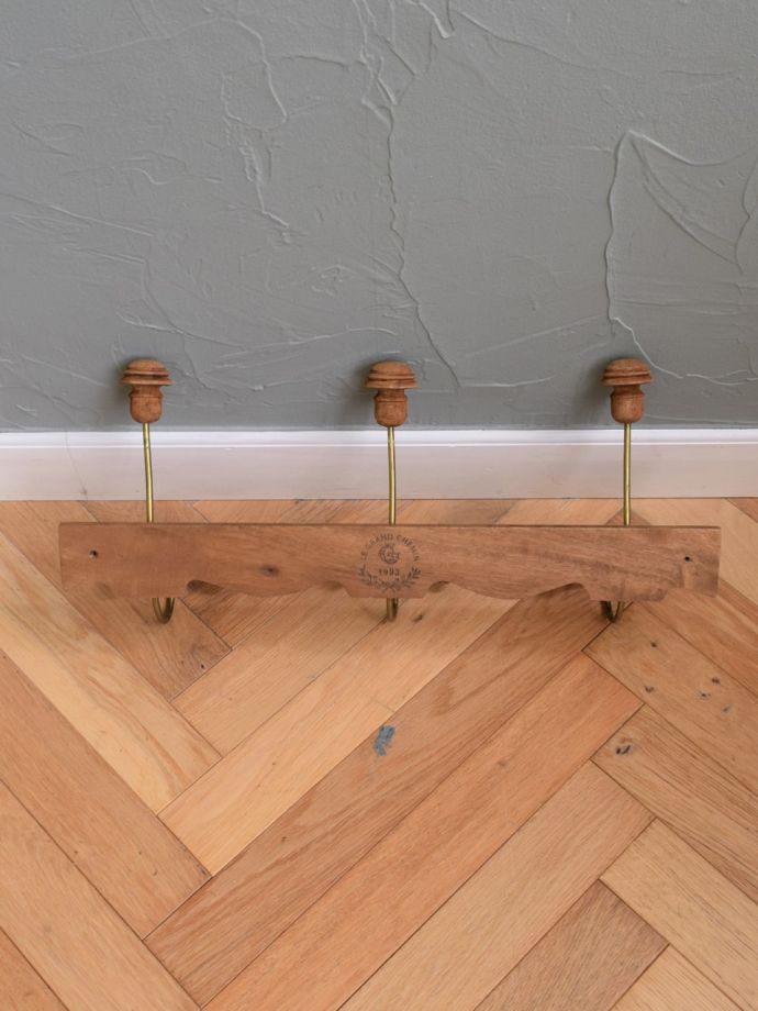 ウォールフックの後ろ側