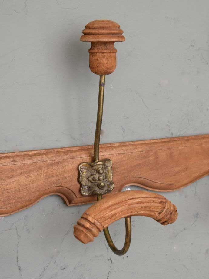 壁に付けるおしゃれなフック