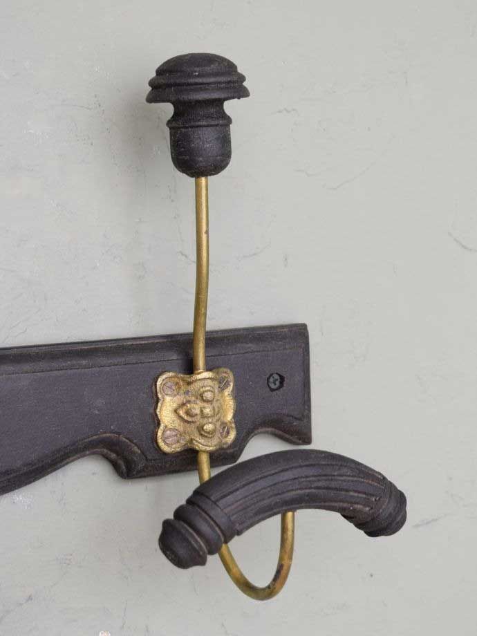 壁に付けるおしゃれなフック