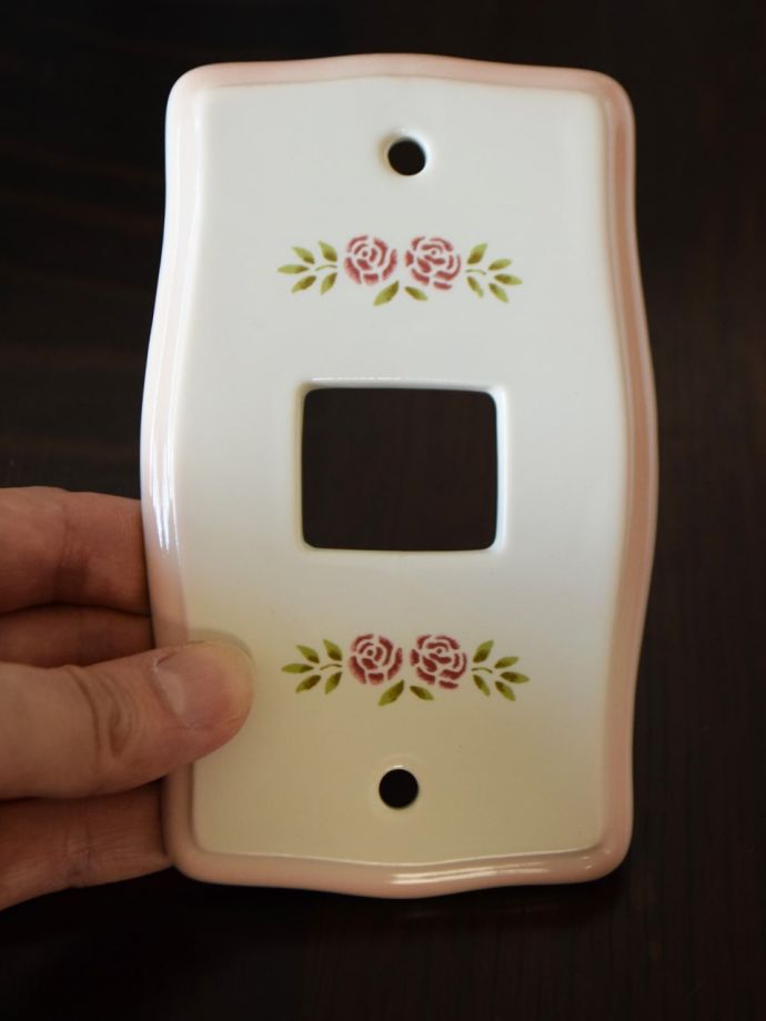 おしゃれなスイッチカバー