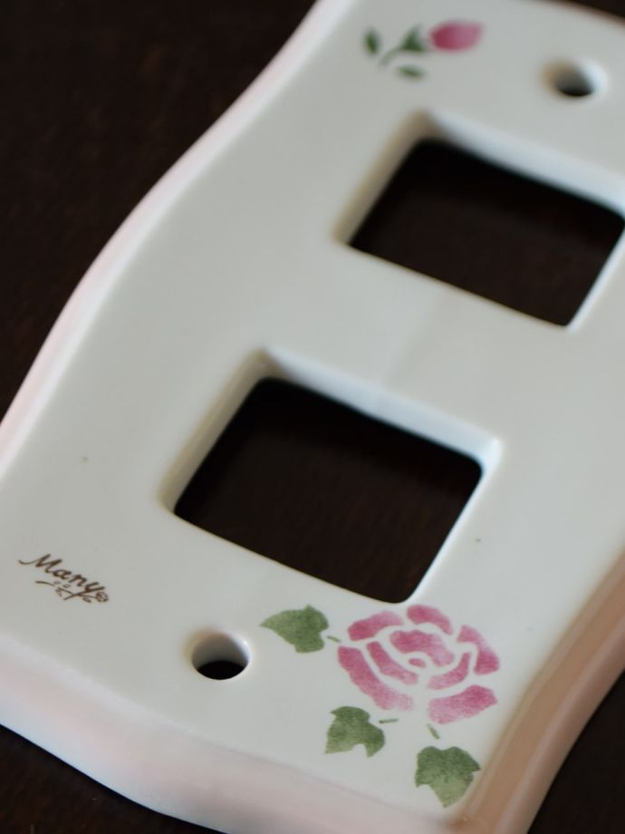 おしゃれな陶器製のスイッチカバー
