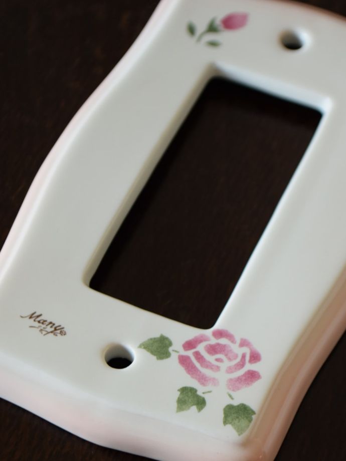 おしゃれな陶器製のスイッチカバー