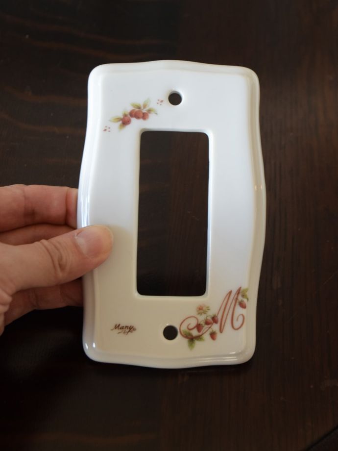 おしゃれなスイッチカバー