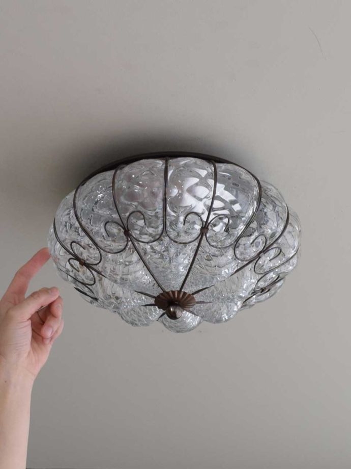 おしゃれなガラスシェードのシーリングライト
