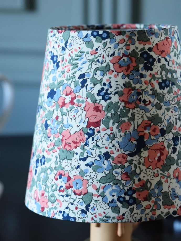 おしゃれな布シェード