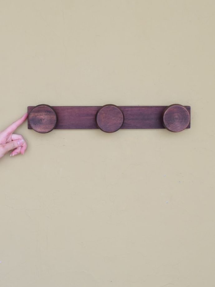 アンティーク調の壁フック