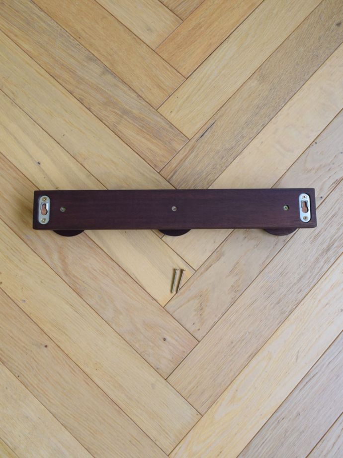 ウォールフックの後ろ側