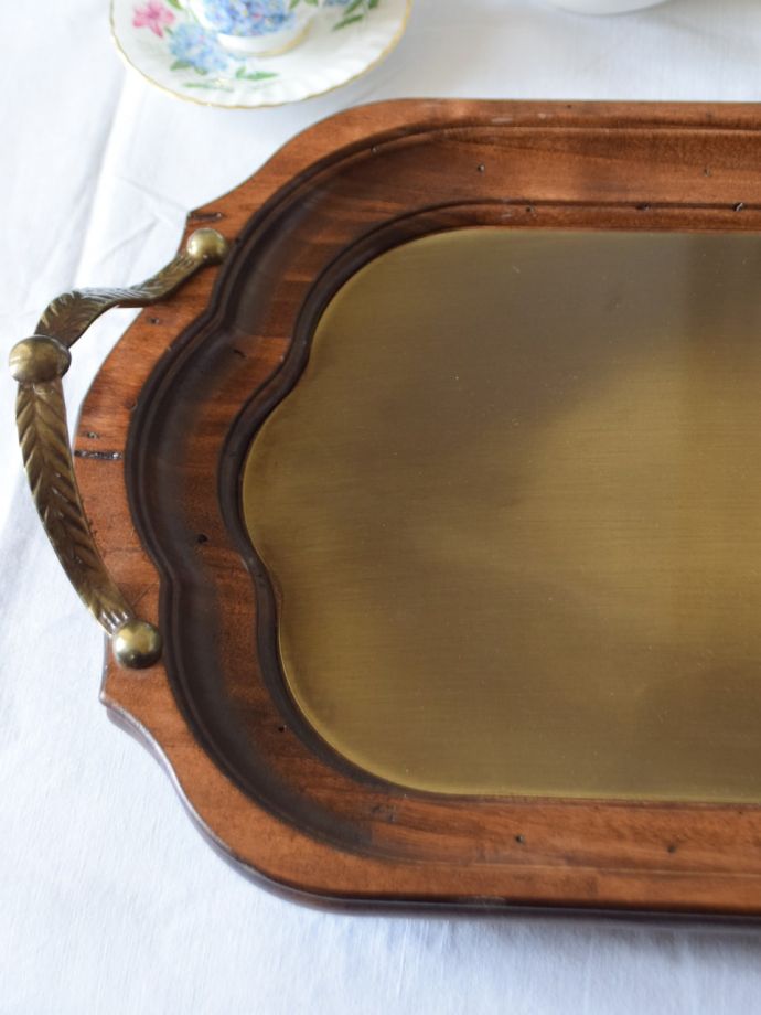 イタリア生まれのおしゃれなトレイ