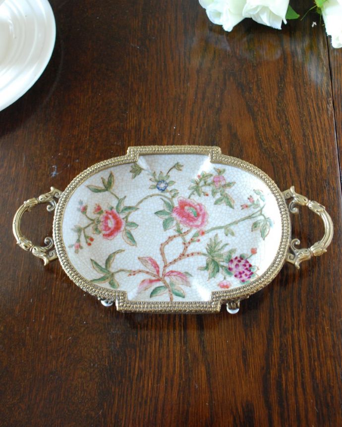 アンティーク調のデザイン