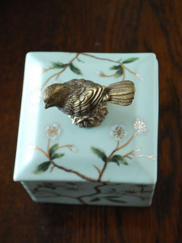 アンティーク調のデザイン