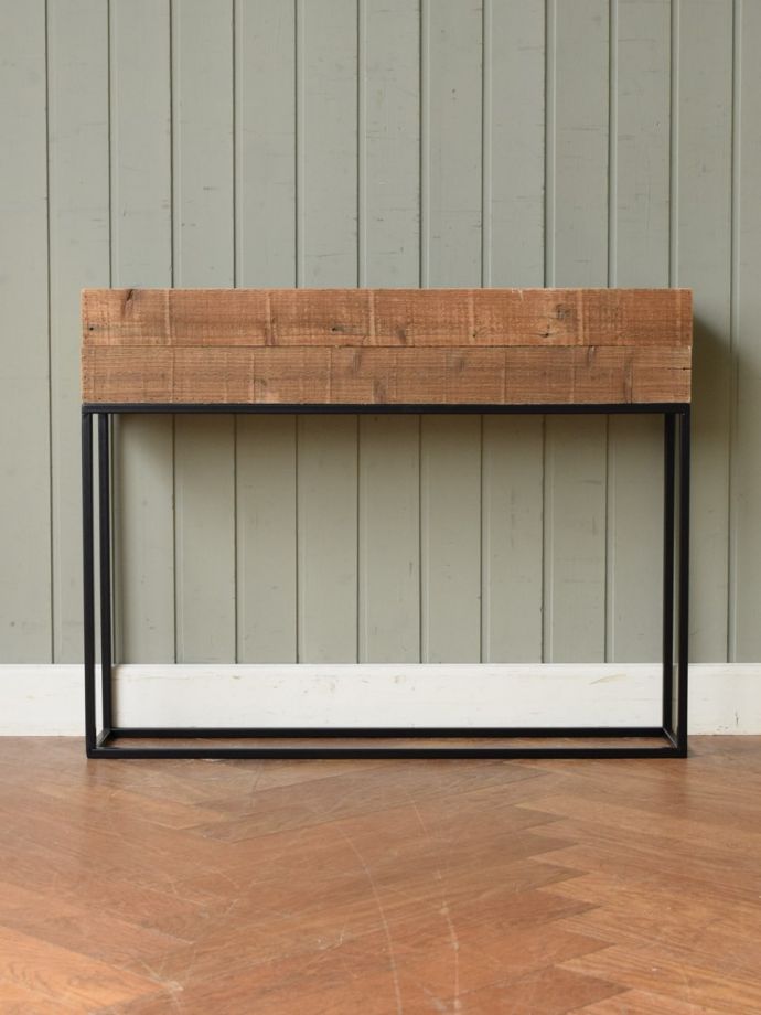 プランタースタンドの後ろ