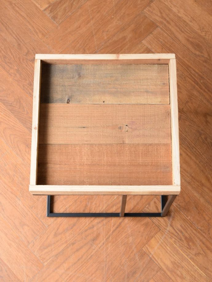 サイドテーブルの天板