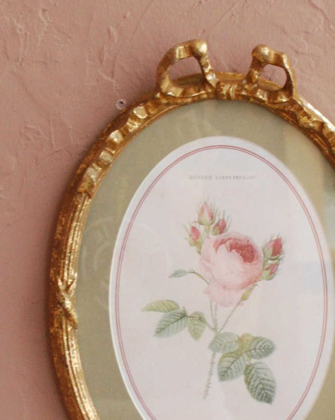 リビング雑貨 インテリア雑貨 壁のお洒落を楽しむピンクローズのアートフレーム。壁からオシャレを作ってみませんか?壁に掛けるだけであっという間にオシャレなお部屋を作ってくれるフレームを使って、気軽にお部屋をイメージチェンジしてみませんか?。(n7-154)
