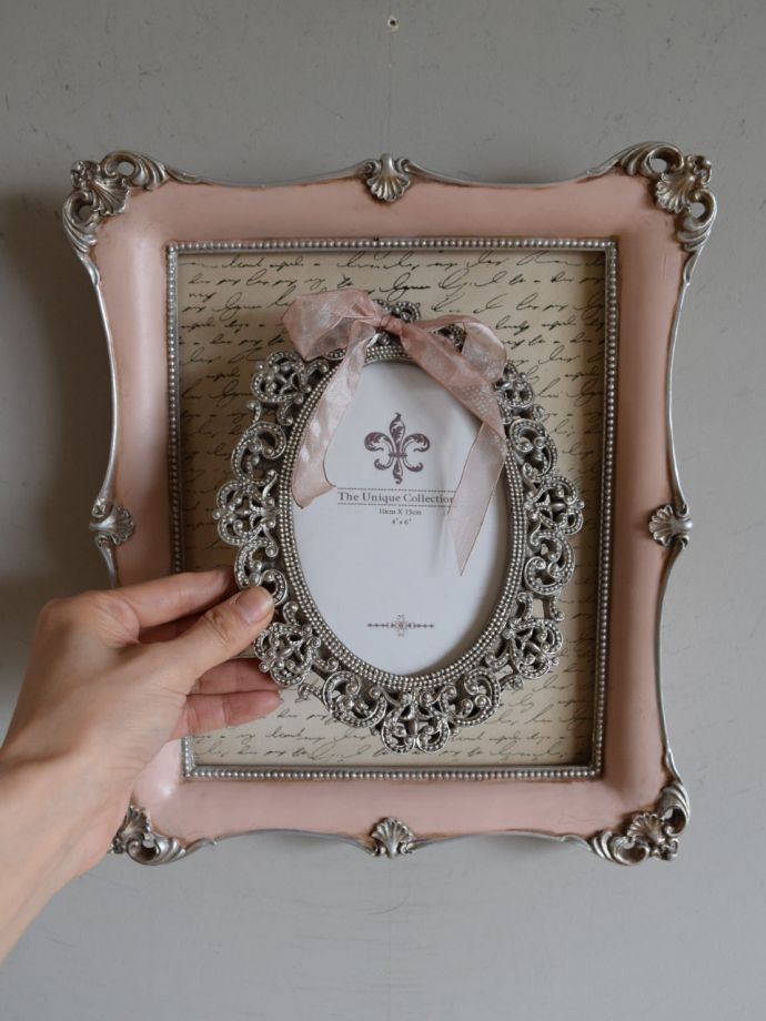 フランス風のフレーム