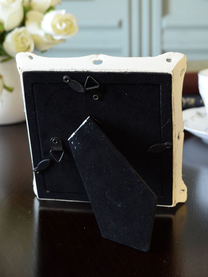 フォトフレームの裏側