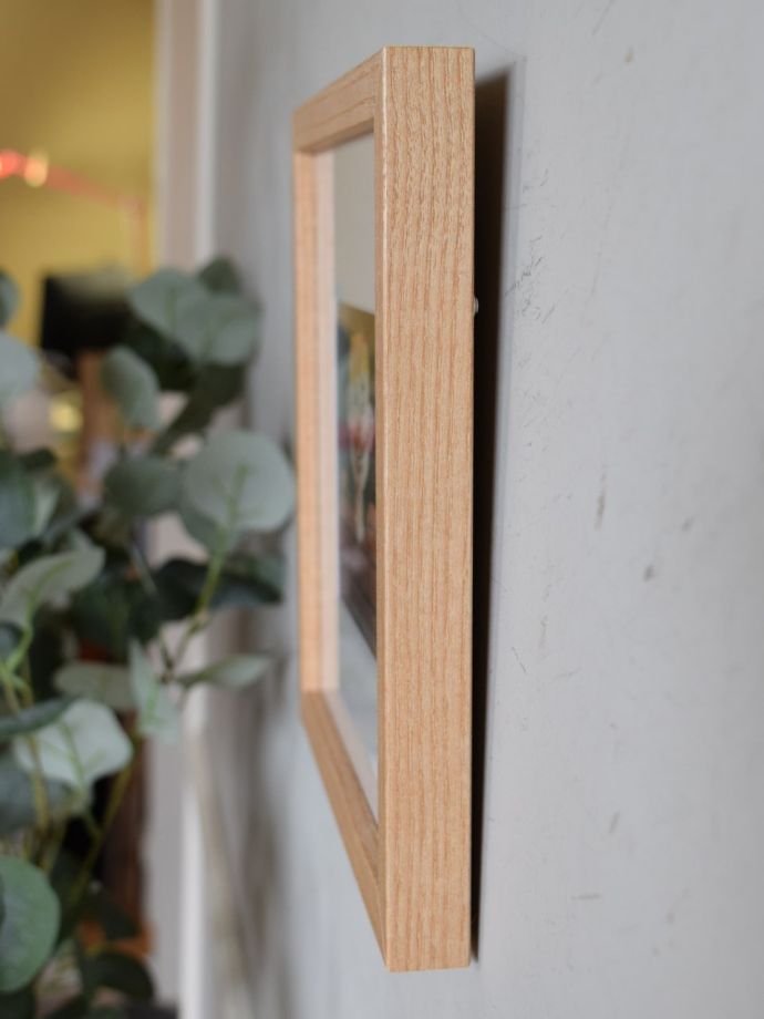 アートフレームの側面